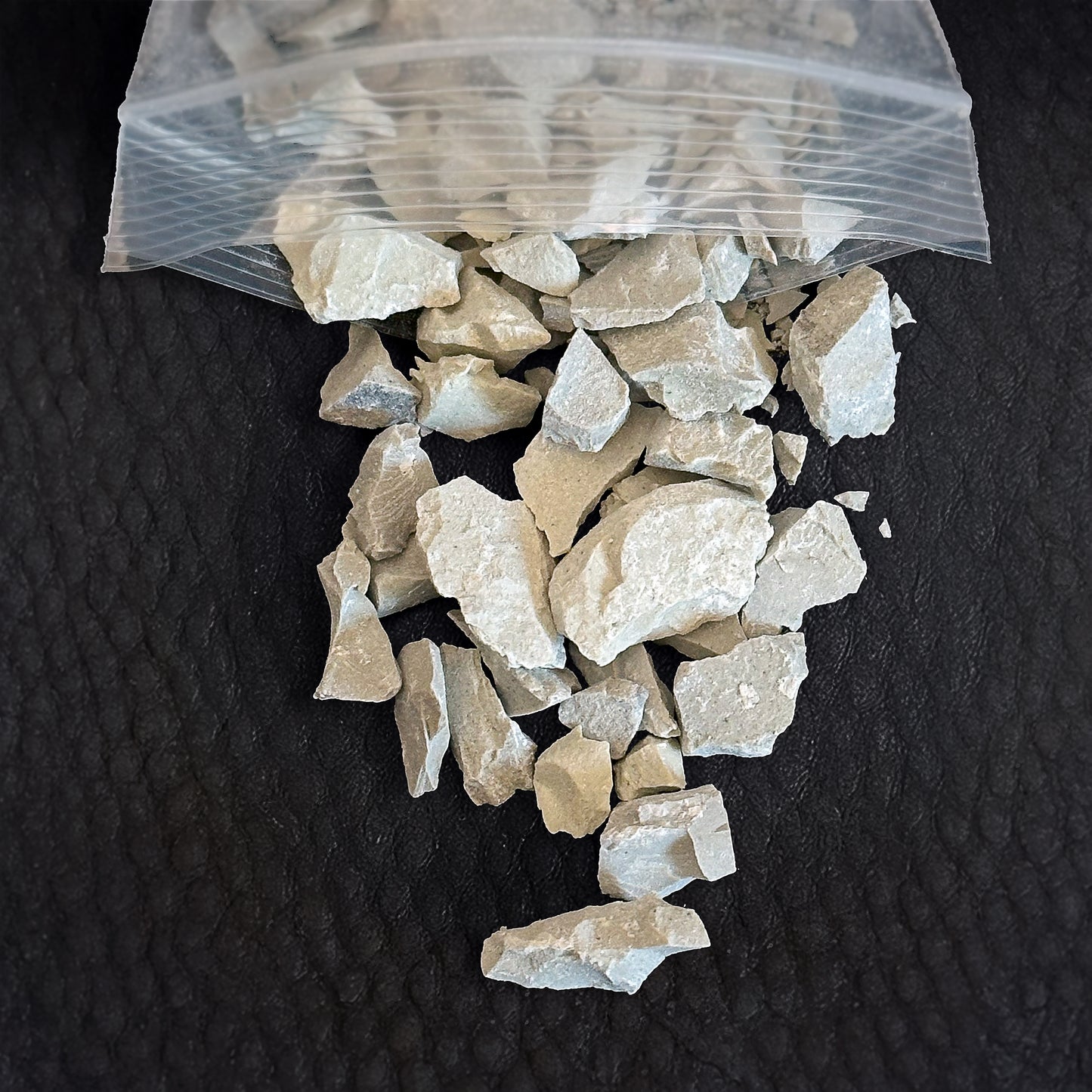 White Clay (Dleesh)